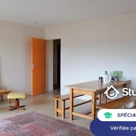Private room for rent for €495 per month in Cergy, Boulevard du Port