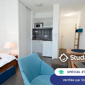 Отдельная комната сдается в аренду за 495 € в месяц в Perpignan, Rue de Villelongue dels Monts