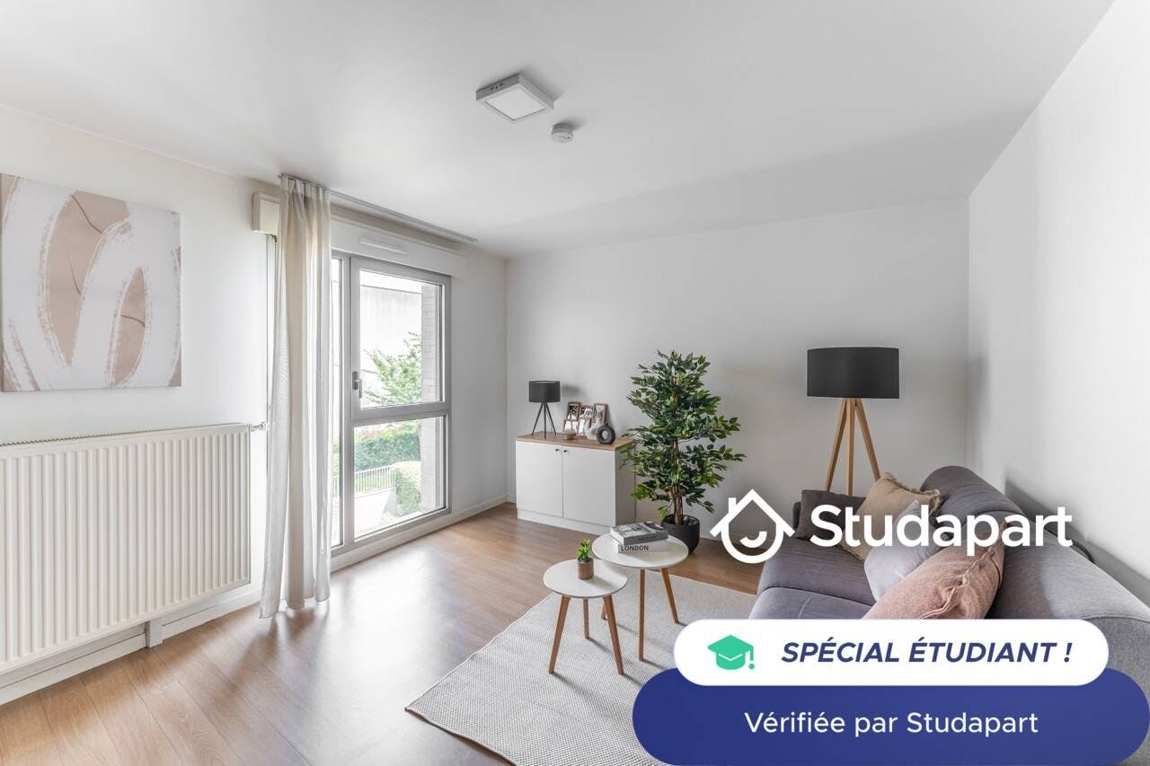 Private room for rent for €886 per month in Arcueil, Avenue de la Convention