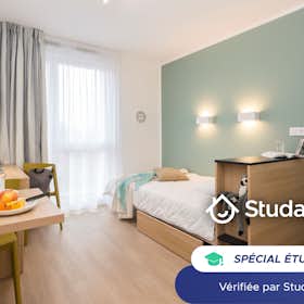 Private room for rent for €550 per month in Amiens, Rue de Verdun