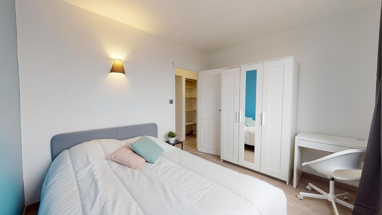 Single room Oullins — photo 14