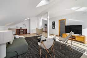 Apartamento para alugar por € 14 por mês em Mafra, Rua do Rego