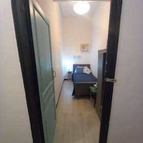 Private room for rent for €450 per month in Barcelona, Carrer de Mallorca