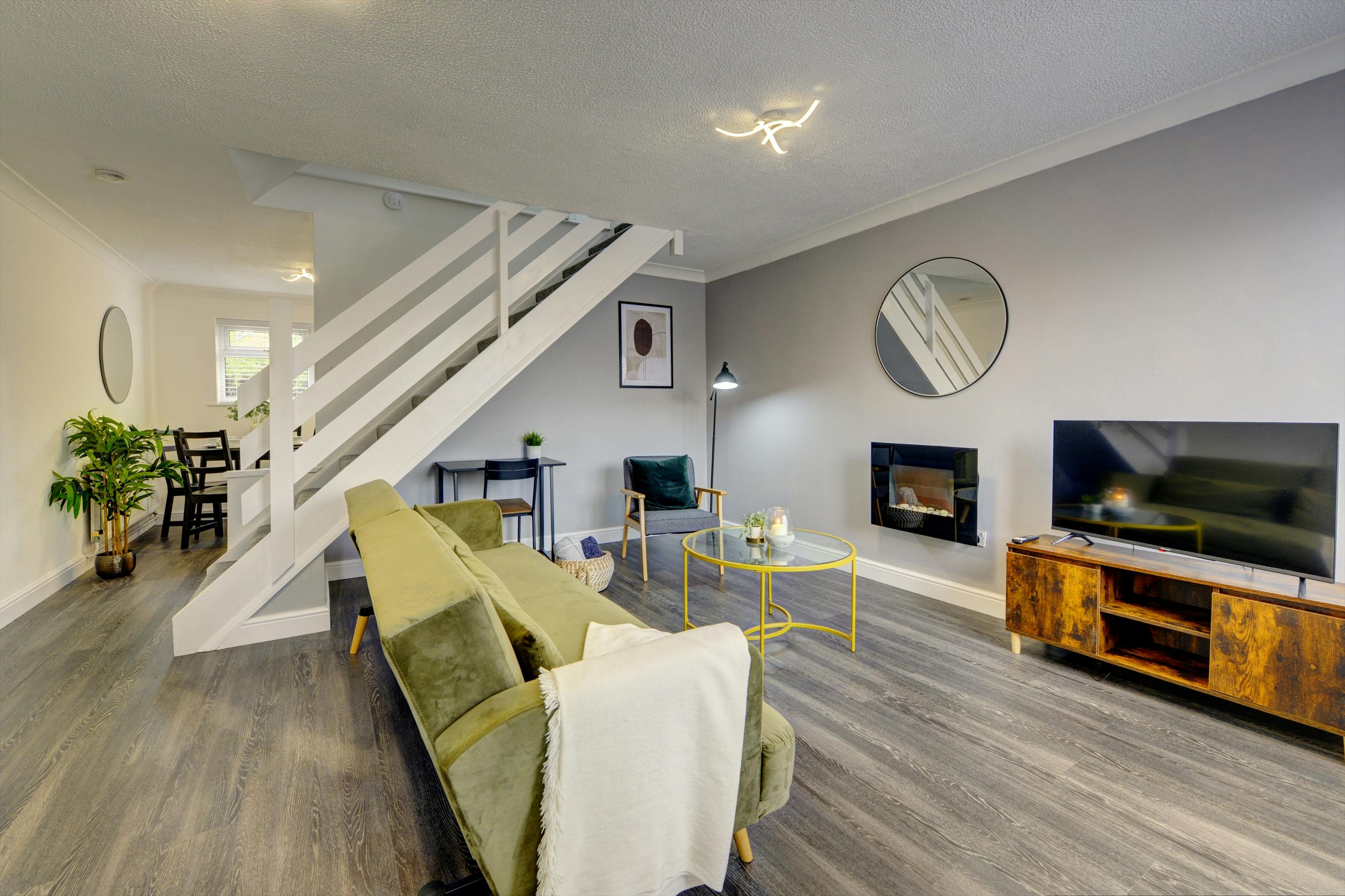 Maison à louer pour 6 000 £GB/mois à Milton Keynes, Braybrooke Drive