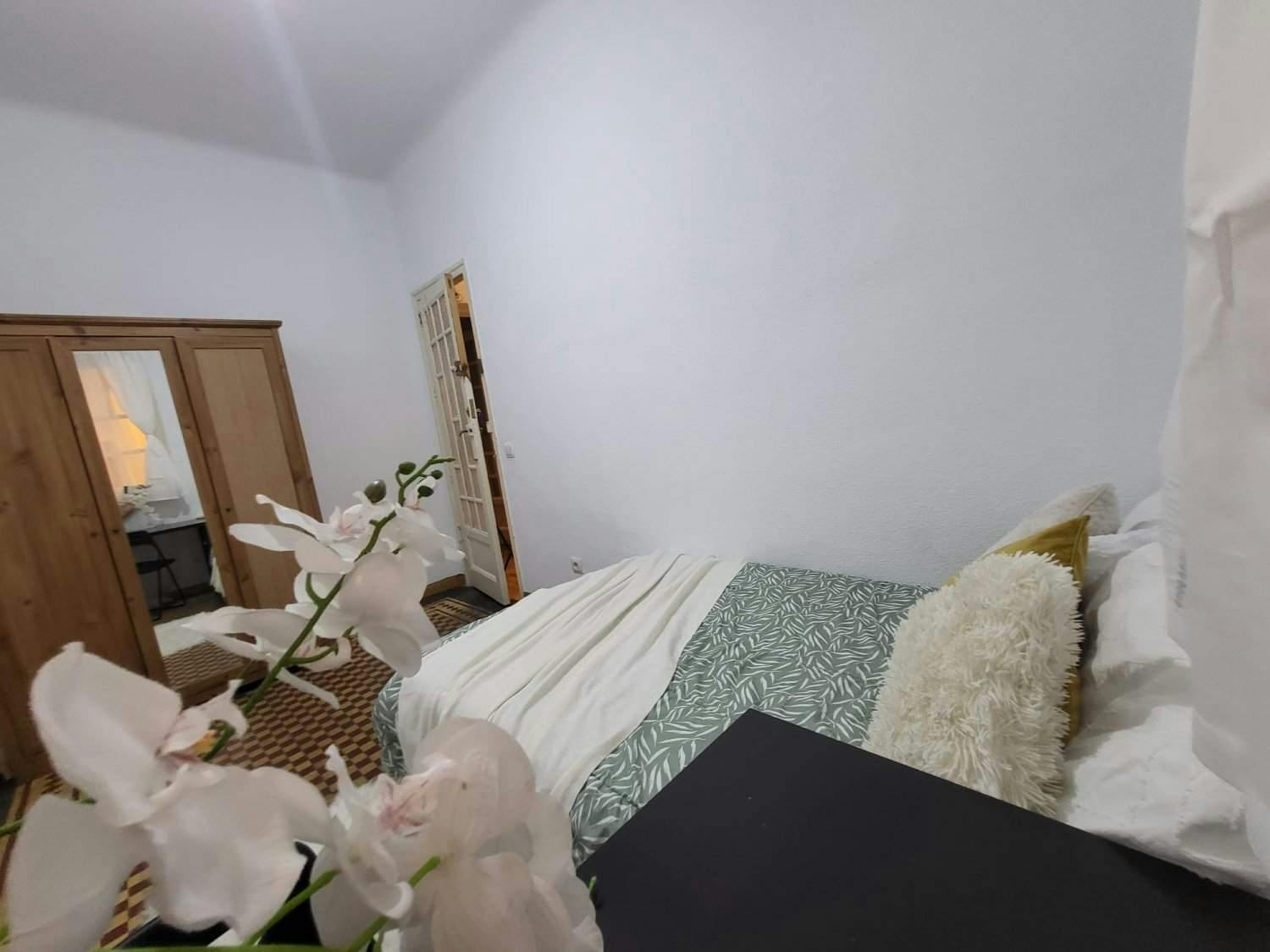 Calle de Ferraz, Madrid preview