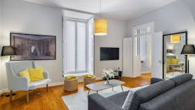 Apartment for rent for €14 per month in Lisbon, Rua dos Poiais de São Bento