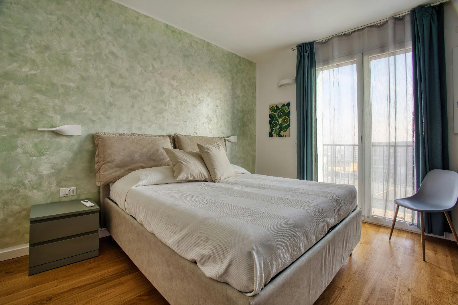 Apartment Milan, 1 bed, 83m² — photo 1