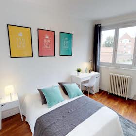 Private room for rent for €439 per month in Lille, Rue de la Porte d'Ypres