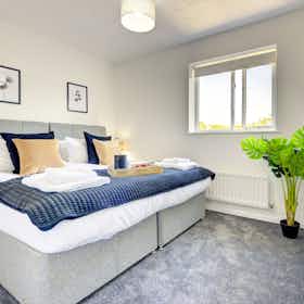 Casa para alugar por £ 4.800 por mês em Milton Keynes, Studley Knapp