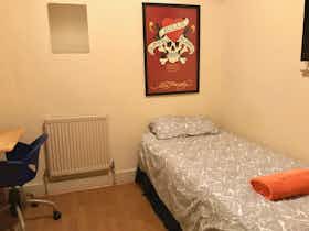 Приватна кімната за оренду для 840 GBP на місяць у London, Anson Road