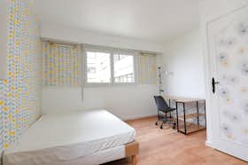 私人房间 正在以 €650 的月租出租，其位于 Créteil, Allée Jean de La Bruyère