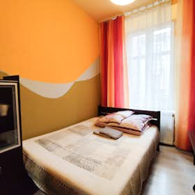 Studio for rent for PLN 1,950 per month in Kraków, ulica Topolowa