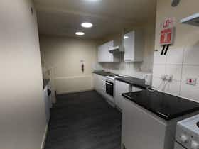 Отдельная комната сдается в аренду за 868 £ в месяц в London, Anson Road