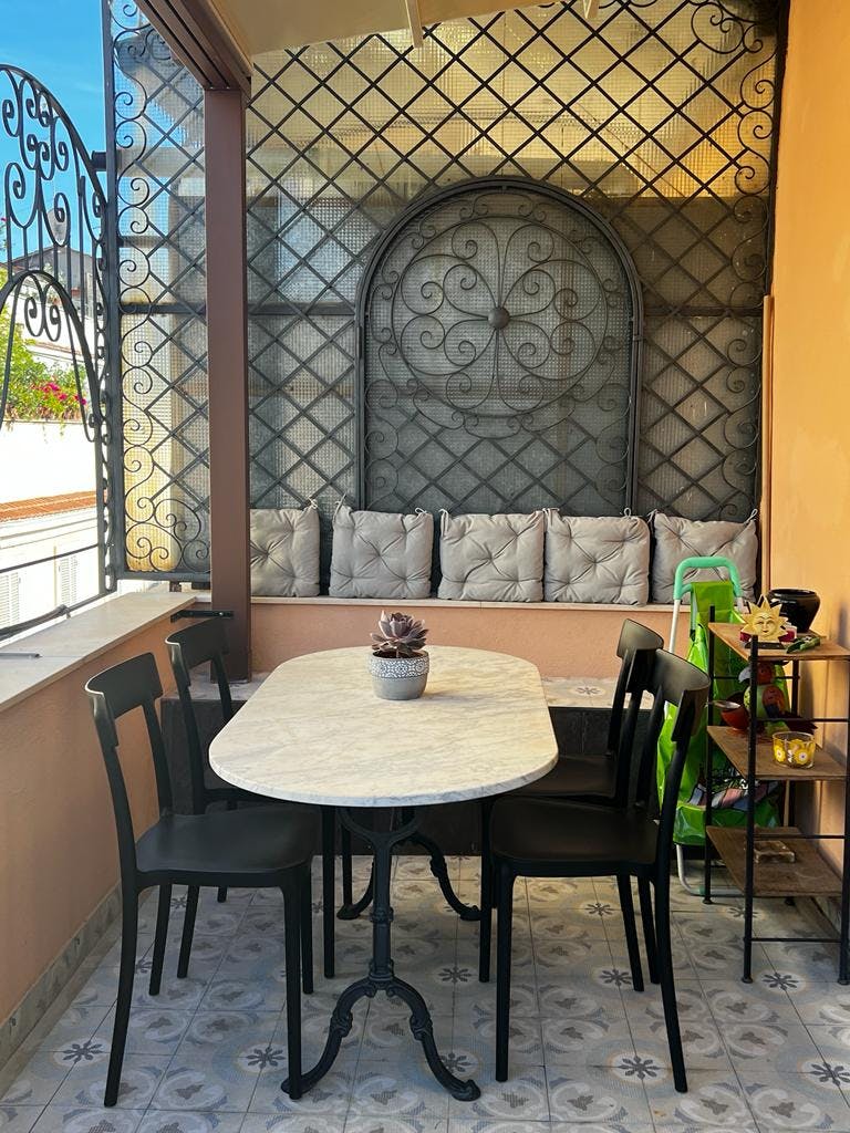 Via del Boschetto, Rome