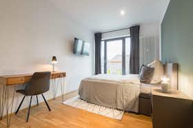Отдельная комната сдается в аренду за 810 € в месяц в Frankfurt am Main, Leipziger Straße