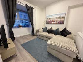 Casa in affitto a 3.793 £ al mese a Swansea, St Helen's Avenue