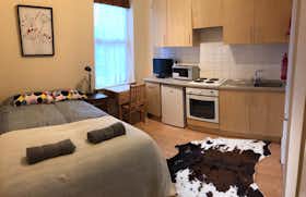 Private room for rent for £1,155 per month in London, Portnall Road