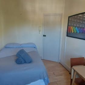 Private room for rent for £914 per month in London, St Pauls Avenue