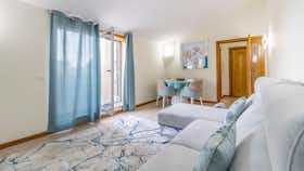 Appartamento in affitto a 2.862 € al mese a Vila Nova de Gaia, Rua Professora Márcia Caldeira