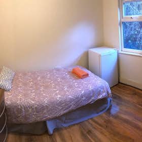 Private room for rent for £844 per month in London, Anson Road