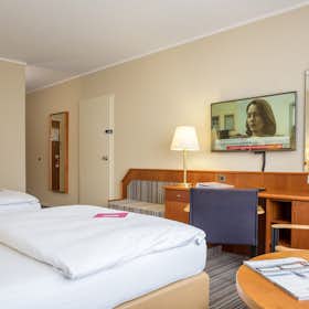 单间公寓 正在以 €850 的月租出租，其位于 Leverkusen, Am Büchelter Hof