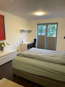Privé kamer te huur voor € 590 per maand in Köln, Vitalisstraße