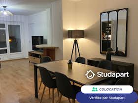 Privé kamer te huur voor € 400 per maand in Boulogne-sur-Mer, Rue Edmond Rostand