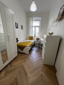 Отдельная комната сдается в аренду за 649 € в месяц в Vienna, Hasnerstraße
