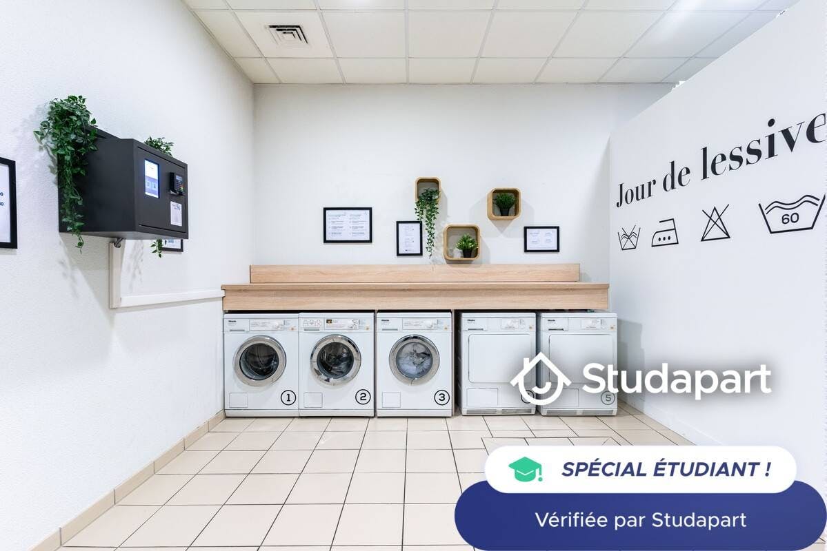 Private room for rent on Rue Konrad Adenauer, Nantes - Vista 5
