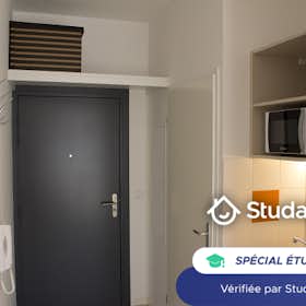 Private room for rent for €460 per month in Perpignan, Rue Alain Lesage