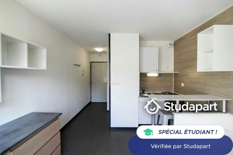 Private room for rent on Rue des Postes, Lille - Vue 4
