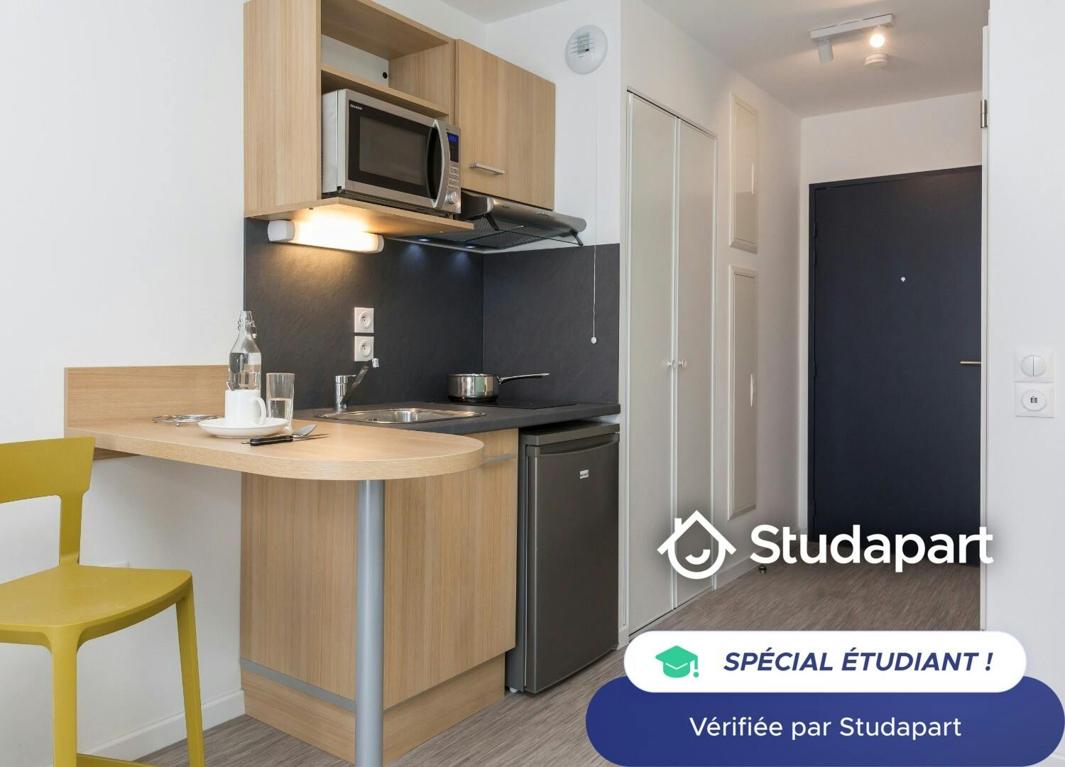 Private room for rent on Rue du Faubourg des Postes, Lille - Vue 4