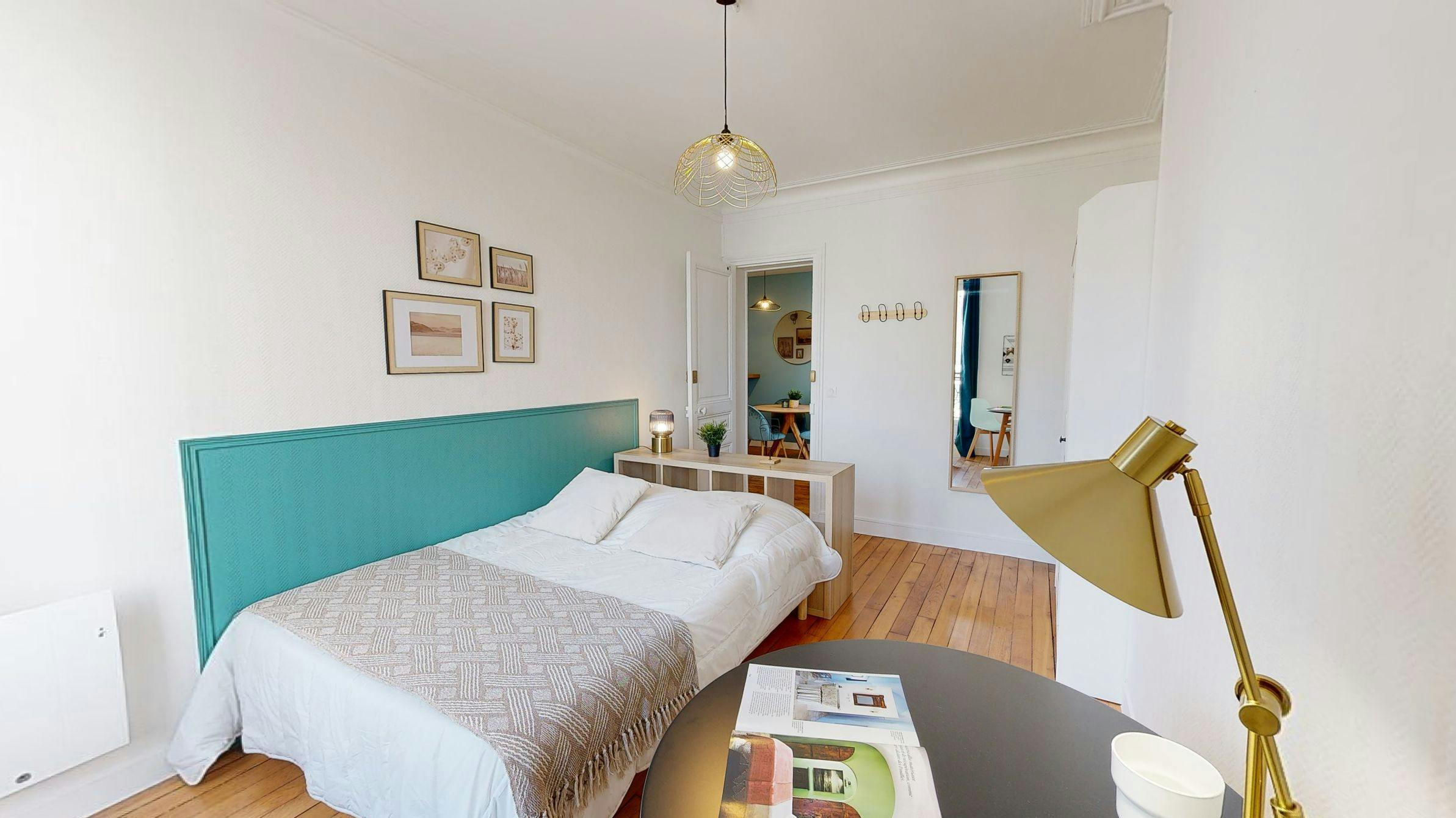 Private room for rent on Rue des Cloys, Paris – pohled 3