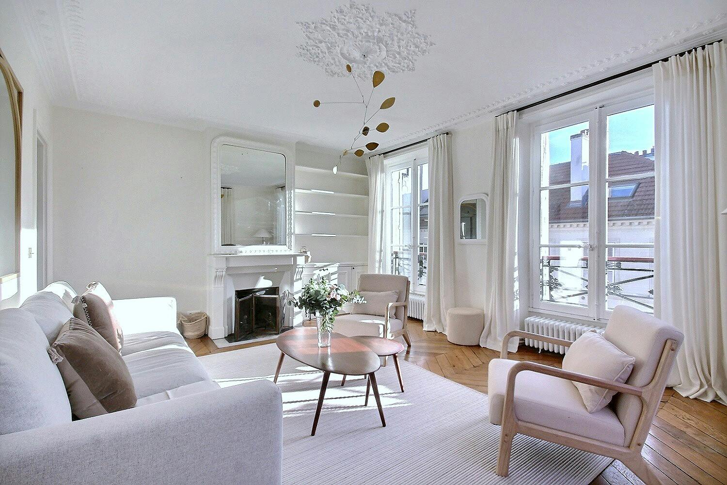 1-Bedroom Apartment in Rue Blanche, Paris (1483046) ROOM 3