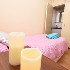 Privé kamer te huur voor £ 814 per maand in London, Chatsworth Road