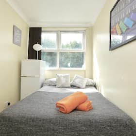 Private room for rent for £1,024 per month in London, Chatsworth Road