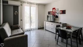 Квартира сдается в аренду за 1 601 € в месяц в Cervo, Strada Capo Mimosa