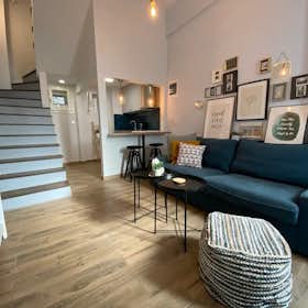 公寓 正在以 €750 的月租出租，其位于 Thessaloníki, Alonnisou