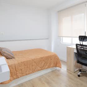WG-Zimmer for rent for 410 € per month in Elche, Carrer Solars