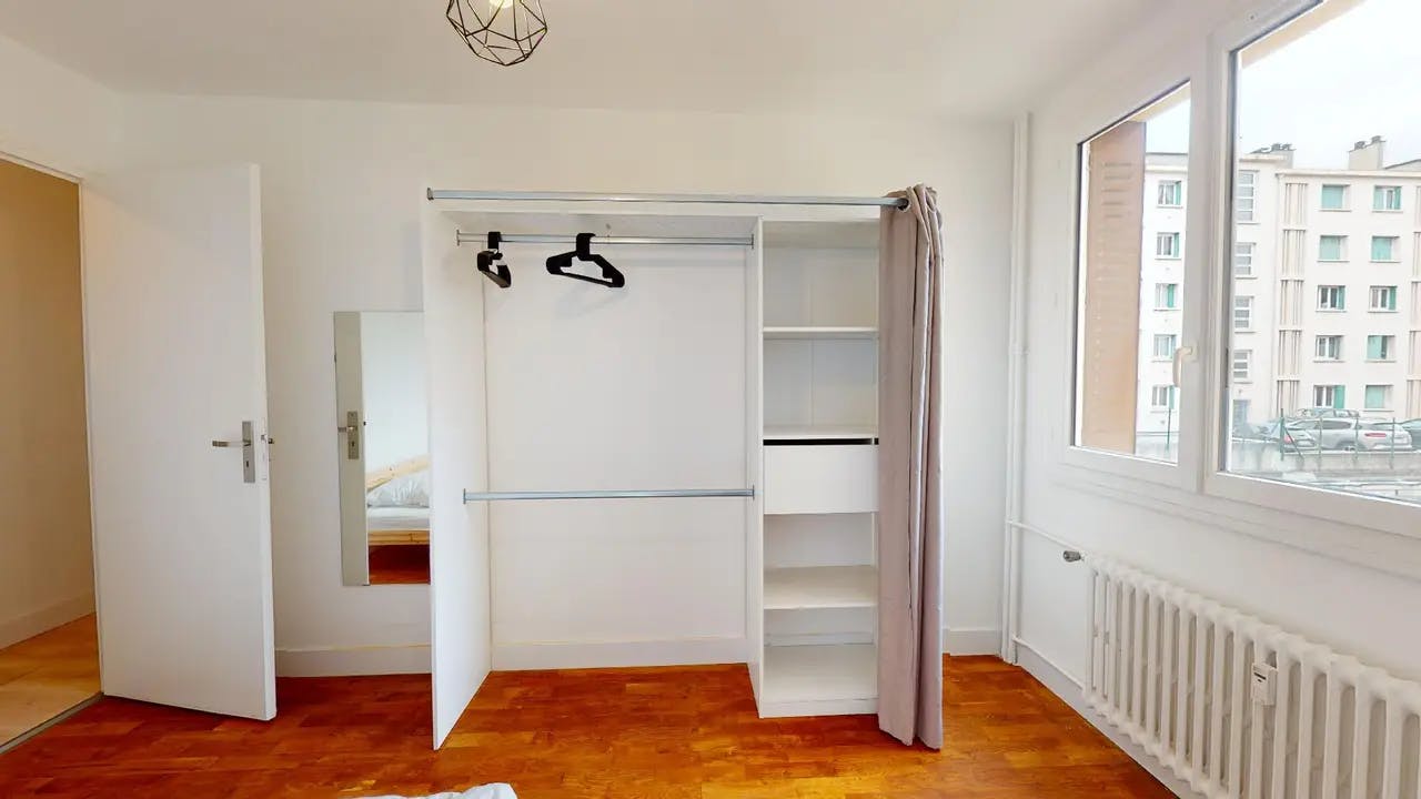 Private room in Rue Frédéric Fays, Villeurbanne (1483223) ROOM 2