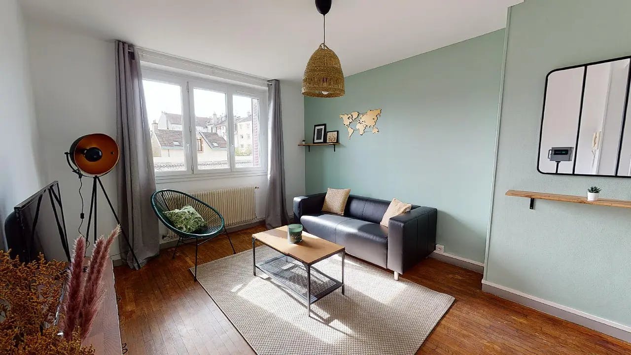 Appartement te huur voor € 895 per maand in Dijon, Rue Charles Dumont