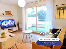 Appartamento in affitto a 980 € al mese a Évreux, Boulevard du Jardin l'Évêque