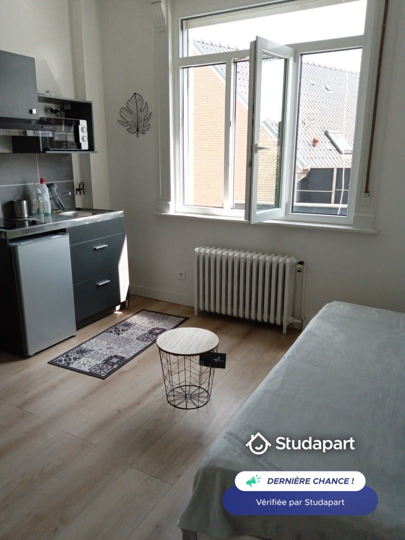 Apartment for rent for €535 per month in Lille, Rue d'Emmerin