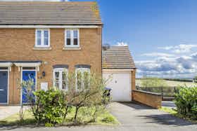 Casa para alugar por £ 5.100 por mês em Northampton, Robinson Way