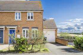 Haus zu mieten für 5.100 £ pro Monat in Northampton, Robinson Way