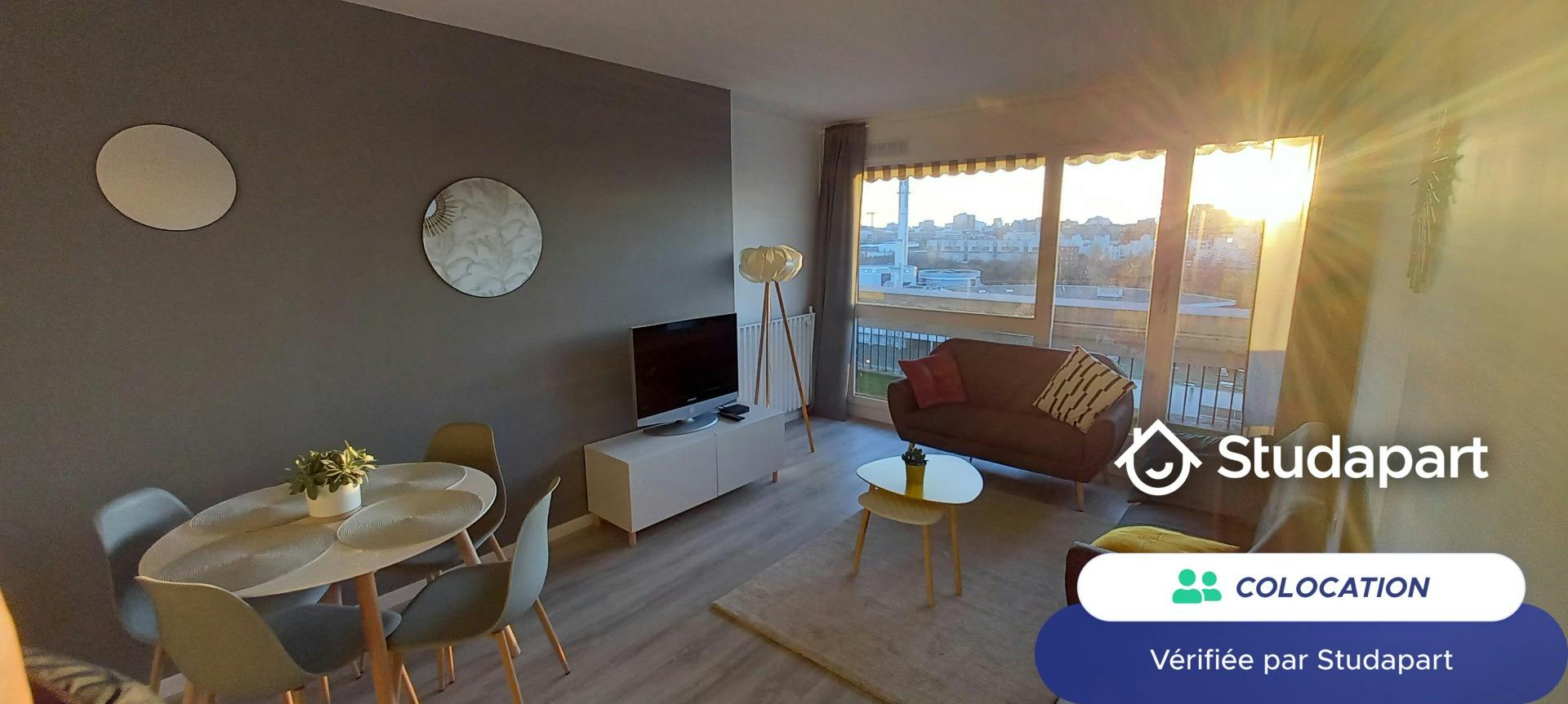 Private room for rent for €450 per month in Évry-Courcouronnes, Square Albert Einstein