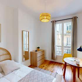 Private room for rent for €868 per month in Paris, Rue Chaligny
