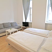 Wohnung for rent for 880 € per month in Vienna, Wiedner Hauptstraße