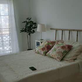 公寓 正在以 €1,050 的月租出租，其位于 Vila Real de Santo António, Avenida Manuel Guerreiro Rosa Mendes