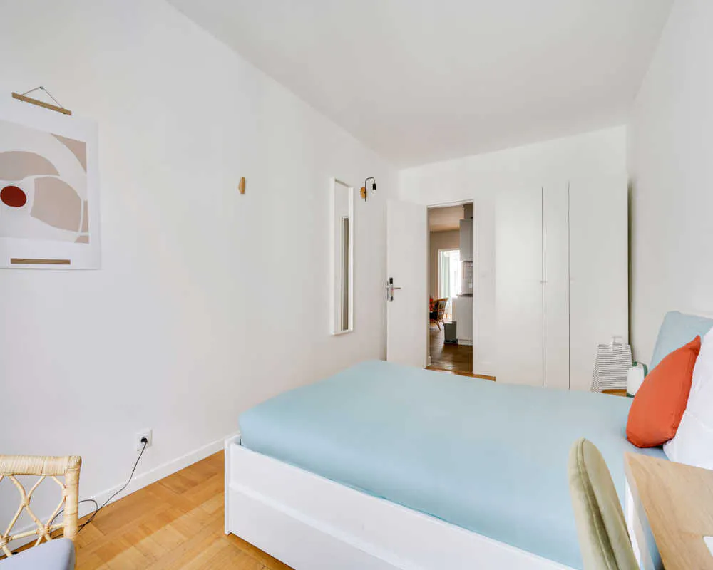 Private room in Rue Mesnil, Paris (1483568) ROOM 1